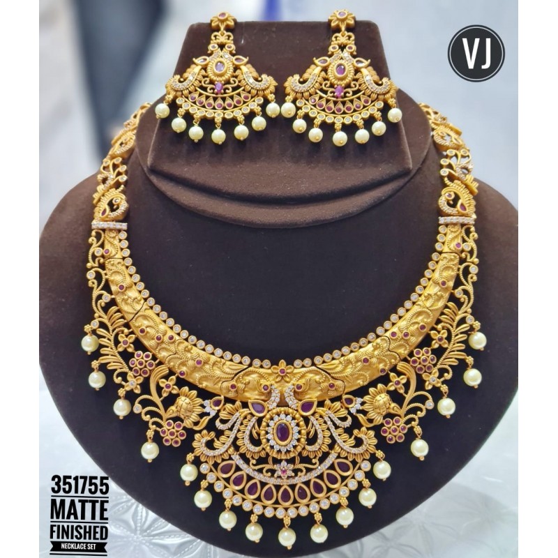 VJ Matte Finished Necklace Set