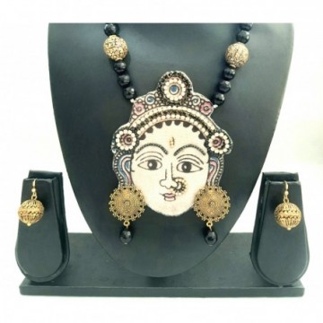 Beautiful Large Beads Handcrafted Golden Necklace Set