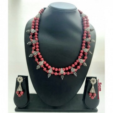 Beautiful Handcrafted Red Beads Necklace Set