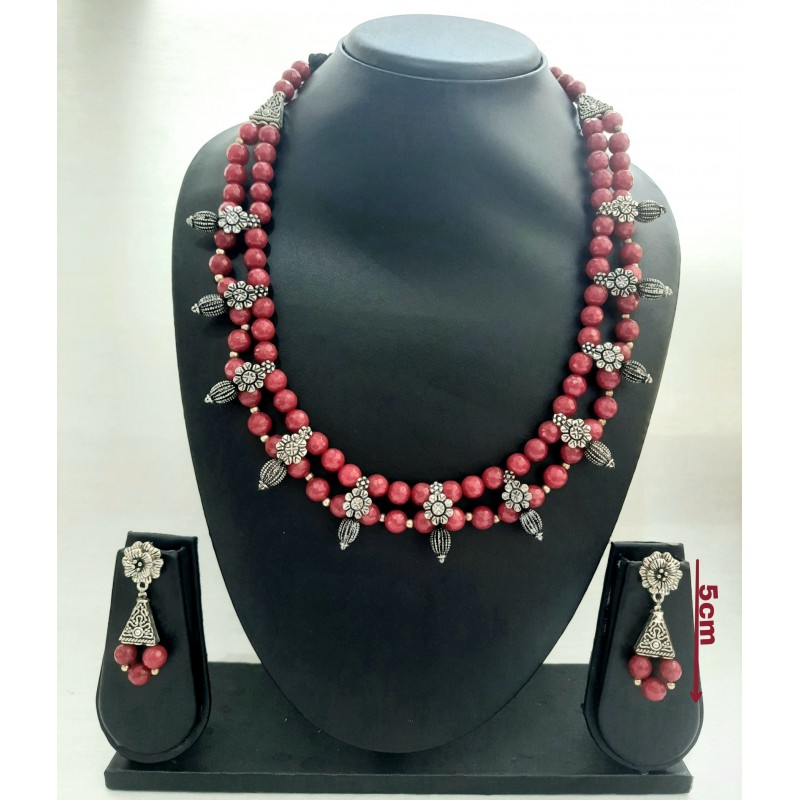 Beautiful Handcrafted Red Beads Necklace Set Beautiful Handcrafted Red Beads Necklace Set