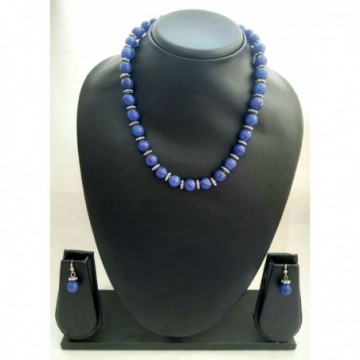 Beautiful Hand Made Necklace Set