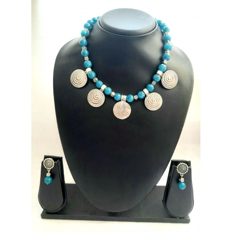 Blue Beads Hand Made Beautiful Necklace Set Blue Beads Hand Made Beautiful Necklace Set
