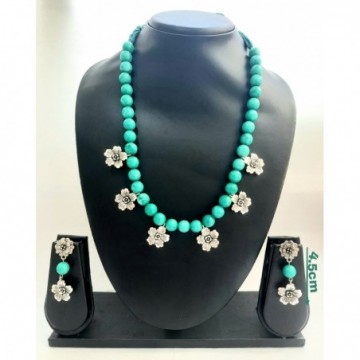Handcrafted Necklace Set With Cyan Beads