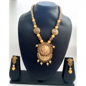 Gold Plated Beautiful Handcrafted Necklace Set