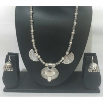 Beautiful Hand Made Necklace Set