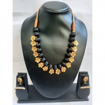 Hand Made Beautiful Gold Plated Necklace Set
