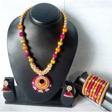 Beautiful Handcrafted Multicoloured Fabric Pendant Set