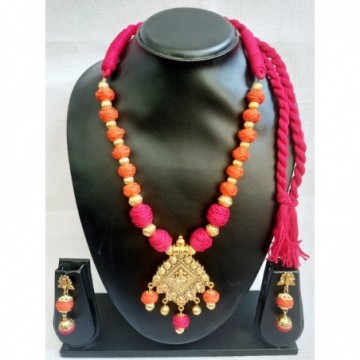 Hand Made Beautiful Pendant Set
