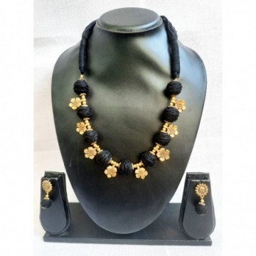 Handcrafted Beautiful Necklace Set