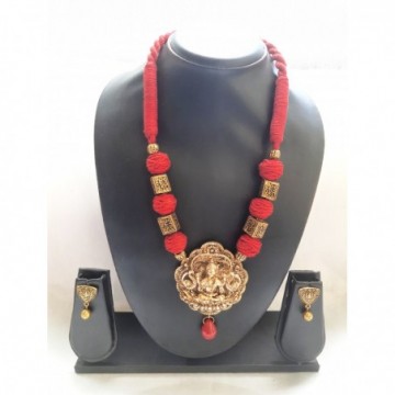 Handcrafted Pendant Set With Beautiful Red Stone