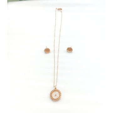 Rose-gold pendant earrings with chain